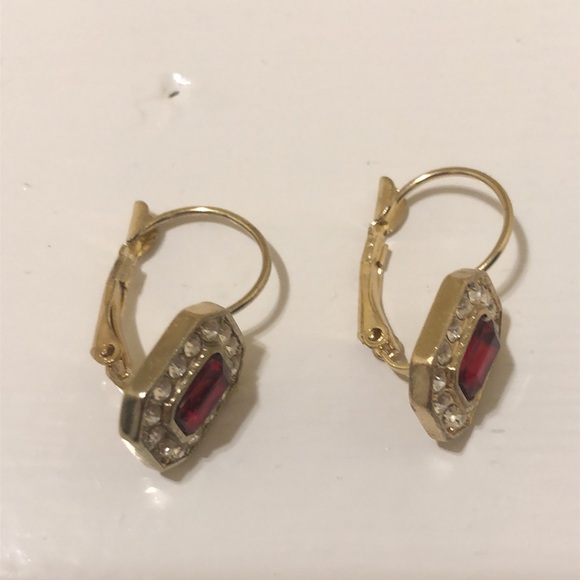 Nickel free red and gold tone earrings - Picture 7 of 7